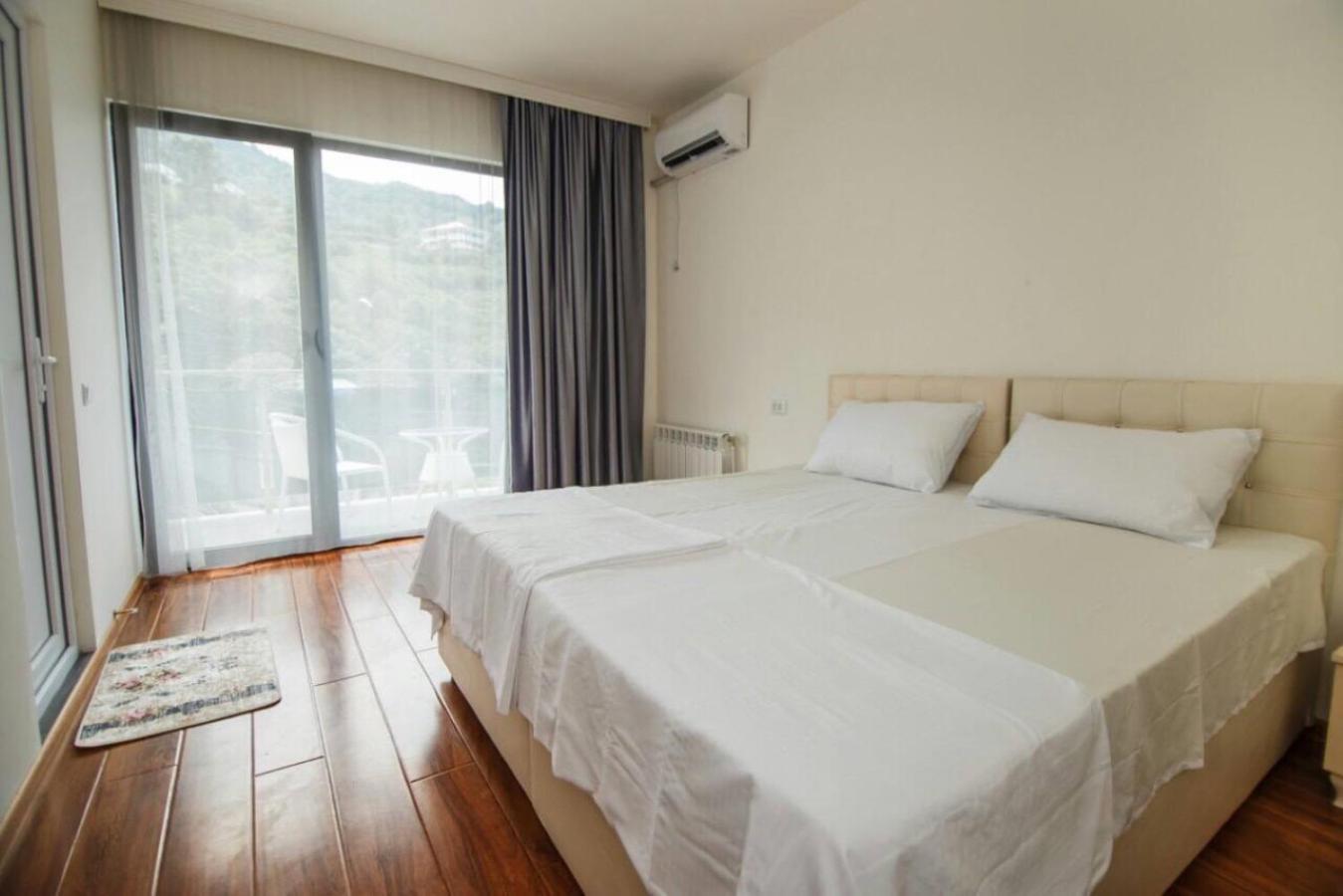 Hotel Ararat Gonio Luaran gambar