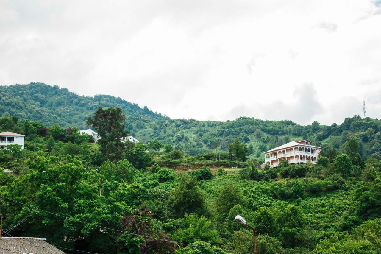 Hotel Ararat Gonio Luaran gambar