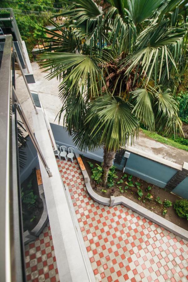 Hotel Ararat Gonio Luaran gambar